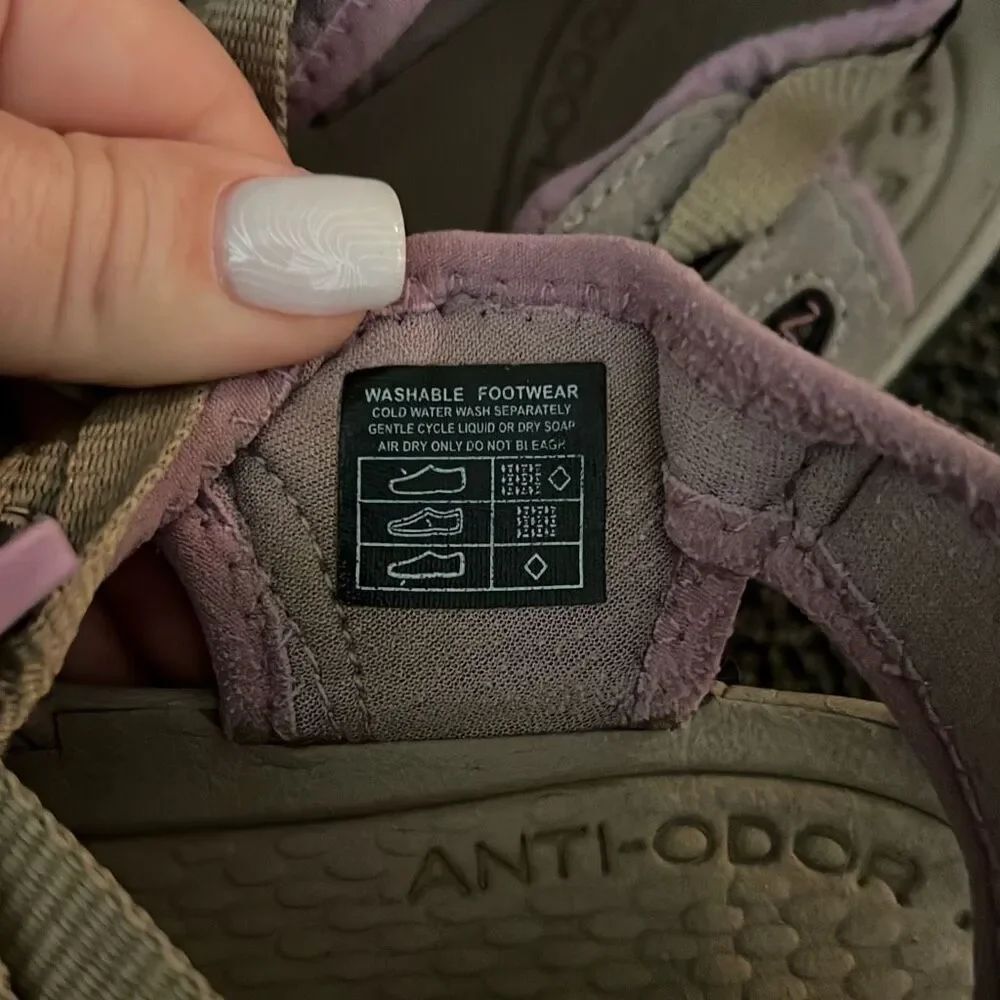 ✨KEEN WOMEN'S WHISPER SZ 9.5 SANDALS✨ - Picture 8 of 10